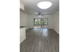 2439 Centergate Dr 102 Miramar, FL 33025 - MLS#A11895191