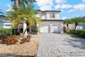 3641 Ne 4th St, Homestead