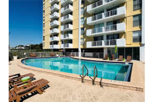 2000 Ne 135th St 701 North Miami, FL 33181 - MLS#A11895248