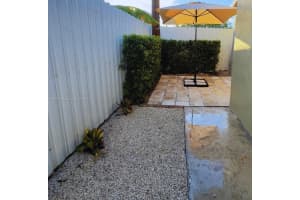 11611 Nw 57th Ct 1 Hialeah, FL 33012 - MLS#A11895250