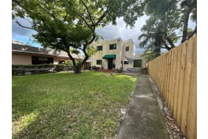 1534 Monroe St Floor 2 Hollywood, FL 33020 - MLS#A11895251