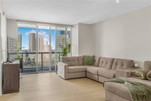 50 Biscayne Blvd 1505, Miami