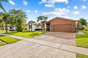 2141 Nw 70th Lane Margate, FL 33063 - MLS#A11895276