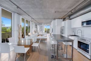 1700 Meridian Ave 402 Miami Beach, FL 33139 - MLS#A11895289