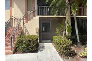 158 Lakeview Dr 102 Weston, FL 33326 - MLS#A11895303