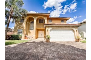 15757 Sw 102nd St, Miami