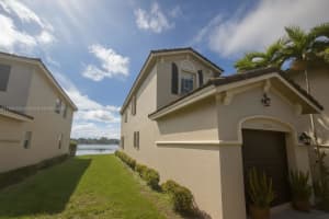 15402 Sw 8th Ln Miami, FL 33194 - MLS#A11895323