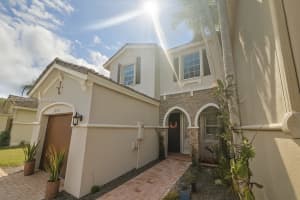 15402 Sw 8th Ln Miami, FL 33194 - MLS#A11895323