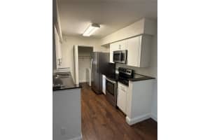 833 Riverside Dr 834, Coral Springs