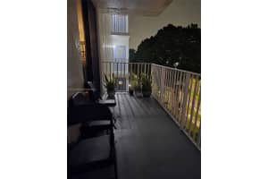 901 Hillcrest Dr 501 Hollywood, FL 33021 - MLS#A11895333