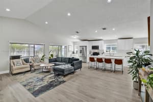 18951 Nw 10th Ter Pembroke Pines, FL 33029 - MLS#A11895341
