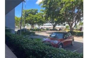 3750 Ne 169th St 102 North Miami Beach, FL 33160 - MLS#A11895342