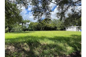 833 Nw 12th Ave Fort Lauderdale, FL 33311 - MLS#A11895350