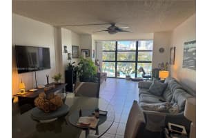 200 Leslie Dr 317 Hallandale Beach, FL 33009 - MLS#A11895356