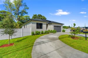2725 Nw 21st Ave Oakland Park, FL 33311 - MLS#A11895391