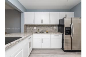 2200 Park Ln 209 Hollywood, FL 33021 - MLS#A11895398