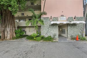 4011 N Meridian Ave 21 Miami Beach, FL 33140 - MLS#A11895414