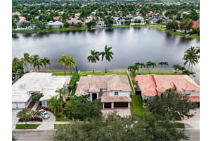 13790 Nw 20th St Pembroke Pines, FL 33028 - MLS#A11895426