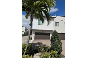 4693 Nw 83rd Pl 4693 Doral, FL 33166 - MLS#A11895479