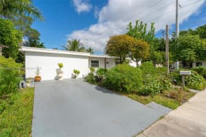 1585 Ne 139th St North Miami, FL 33161 - MLS#A11895486