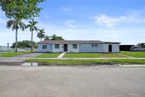 16005 Sw 107th Ct Miami, FL 33157 - MLS#A11895516