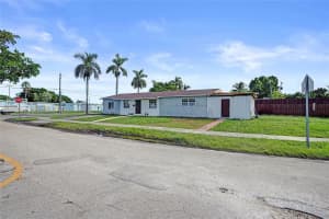 16005 Sw 107th Ct Miami, FL 33157 - MLS#A11895516