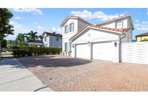 17994 Nw 87th Pl Hialeah, FL 33018 - MLS#A11895556