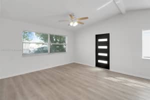 1617 Nw 15th St Fort Lauderdale, FL 33311 - MLS#A11895571
