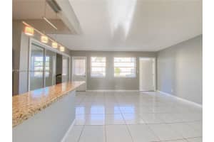 4050 Ne 12th Ter 14-1 Oakland Park, FL 33334 - MLS#A11895575