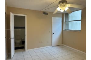 9411 Sw 4th St 202 Miami, FL 33174 - MLS#A11895618