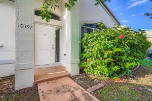 10397 Sw 16th St Pembroke Pines, FL 33025 - MLS#A11895665