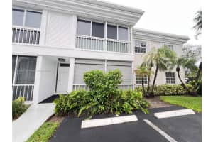 6385 Bay Club Dr 2 Fort Lauderdale, FL 33308 - MLS#A11895681