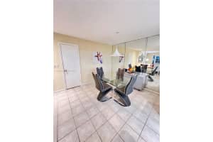 6385 Bay Club Dr 2 Fort Lauderdale, FL 33308 - MLS#A11895681