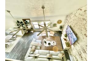 4700 Regina Dr Fort Pierce, FL 34982 - MLS#A11895787