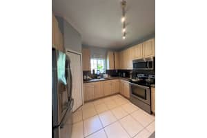 3353 Ne 11th Dr . Homestead, FL 33033 - MLS#A11895837