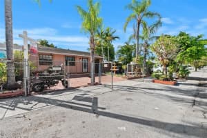 4650 Sw 129th Ave Miami, FL 33175 - MLS#A11895851