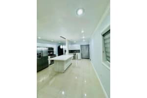 6812 Brookline Dr 6812 Hialeah, FL 33015 - MLS#A11895877