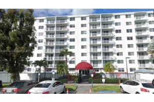 1251 Ne 108th St 110, Miami
