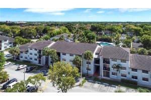 7090 Nw 179th St 109 Hialeah, FL 33015 - MLS#A11895980