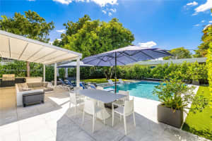 6166 Pine Tree Dr Miami Beach, FL 33140 - MLS#A11896025