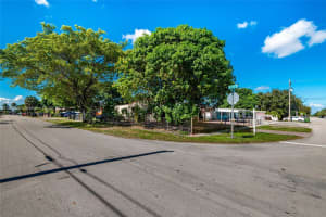 3920 W 3rd Ave Hialeah, FL 33012 - MLS#A11896062