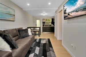 833 W 39th St 5 Miami Beach, FL 33140 - MLS#A11896087