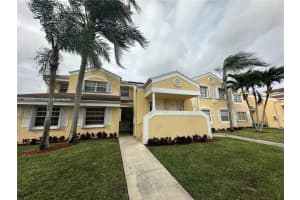 2278 Se 27th Dr 201-g, Homestead