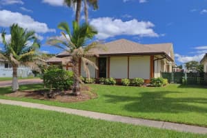 1351 Nw 114th Ave Pembroke Pines, FL 33026 - MLS#A11896097