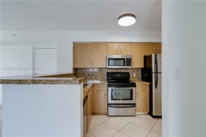 4350 Nw 107th Ave 204 Doral, FL 33178 - MLS#A11896099