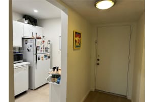 MLS# A11896115, Kendall, Florida 33143