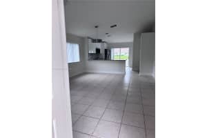 553 Nw 208th Ter 553 Pembroke Pines, FL 33029 - MLS#A11896118