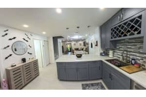 9441 Nw 15th St 232 Pembroke Pines, FL 33024 - MLS#A11896119
