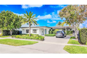12855 Maple Rd North Miami, FL 33181 - MLS#A11896120