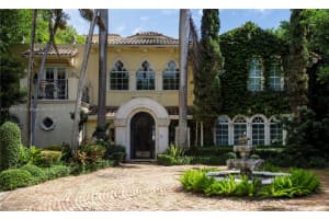 5801 Pine Tree Dr Miami Beach, FL 33140 - MLS#A11896126